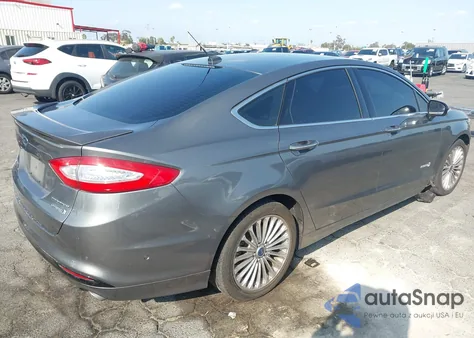 2014 Ford Fusion Hybrid Titanium из США, поврежденный, VIN 3FA6P0RU5ER306684